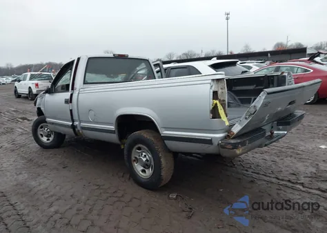 1997 Chevrolet C2500 Hd Fleetside z USA, uszkodzony, nr VIN 1GCGC24R5VE176708